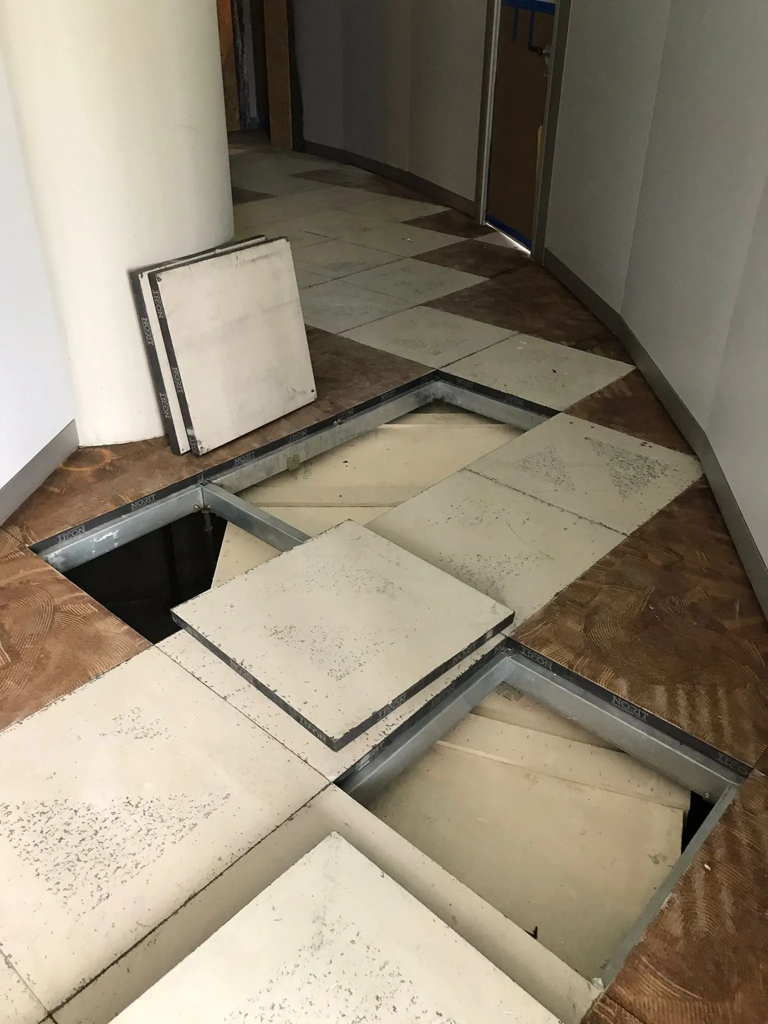 1.000 m² Doppelbodensanierung für Immobilienentwickler in Essen — Bild 4